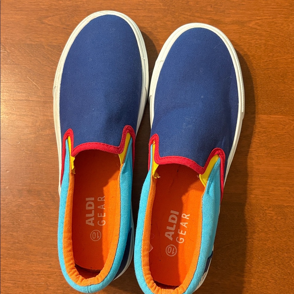 Aldi gear shoes sz 10